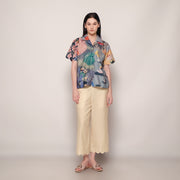 Butterflies & Bees Scallop Everyday Shirt