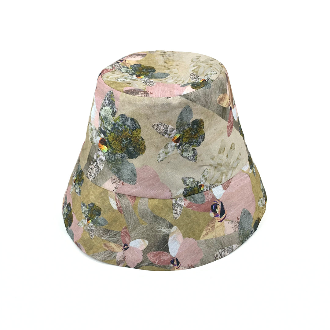 Organza Believing Earth Bucket Hat