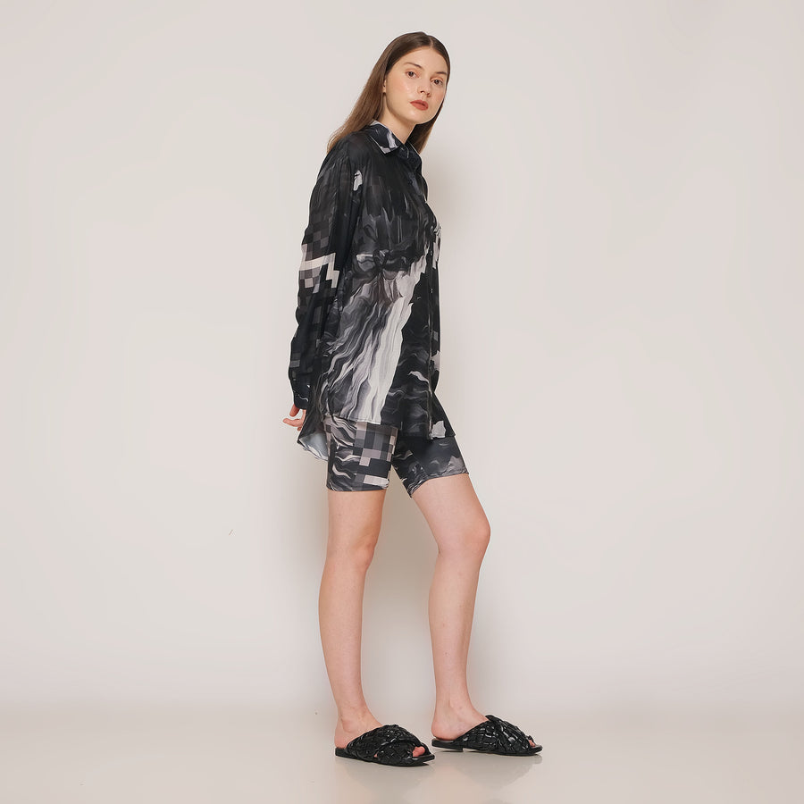 Momentum Oversized Shirt