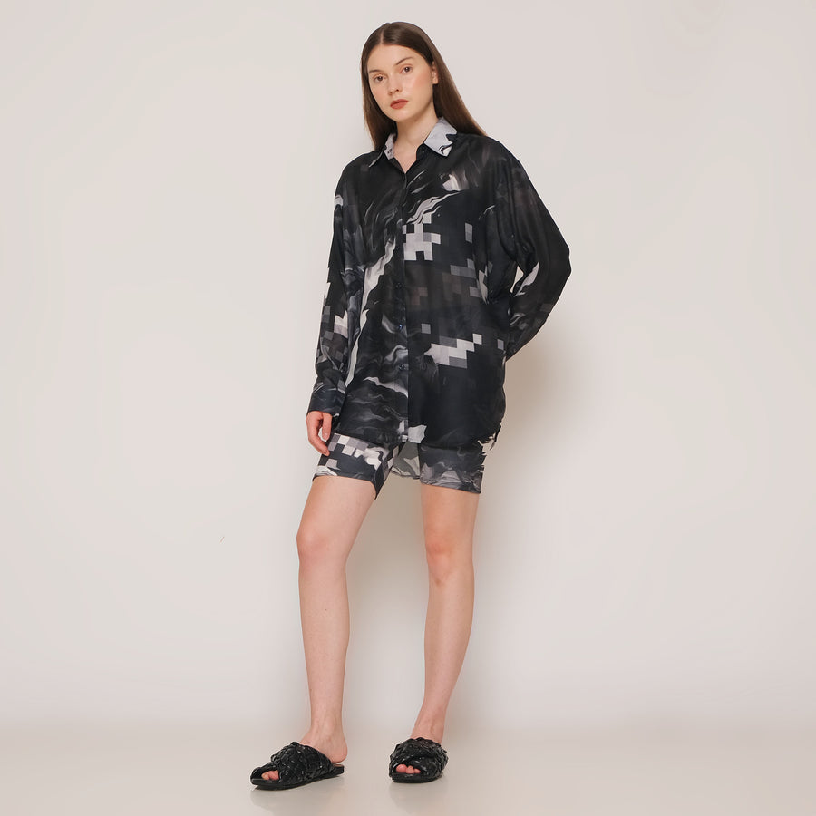 Momentum Oversized Shirt