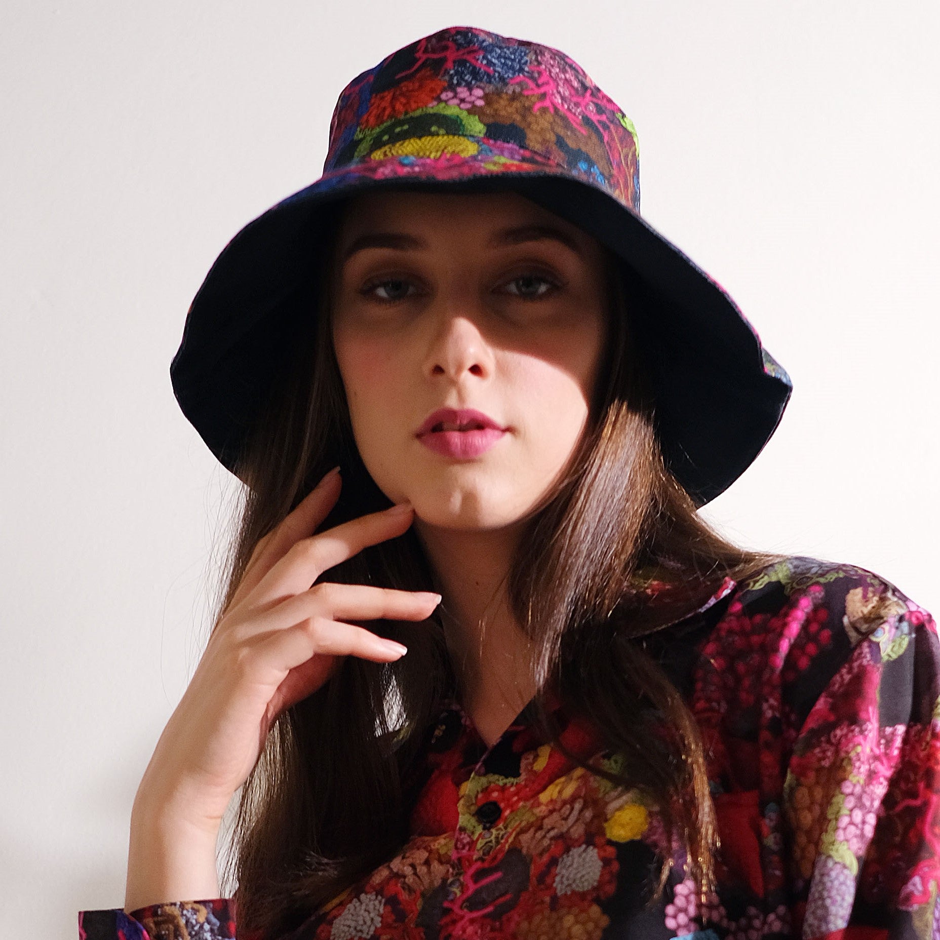 Coral floppy hat discount